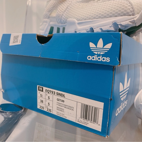 NWT Brand new 💚 Adidas Originals EQT93 Sandals Sneakers Unisex GZ7199 - Picture 4 of 9